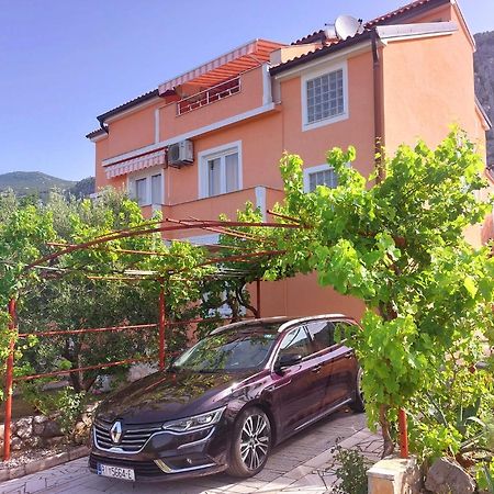 Apartman Sous Les Rochers Grižane Dış mekan fotoğraf