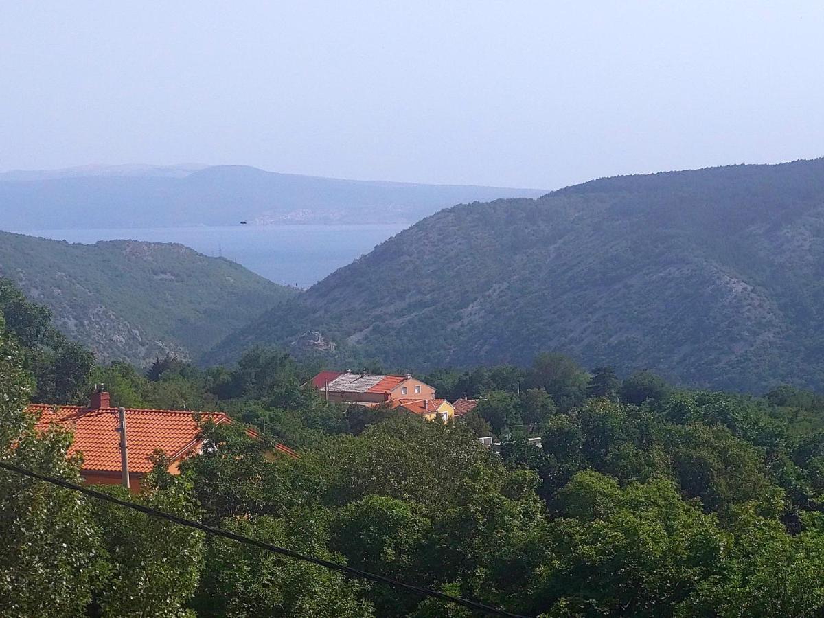 Apartman Sous Les Rochers Grižane Dış mekan fotoğraf